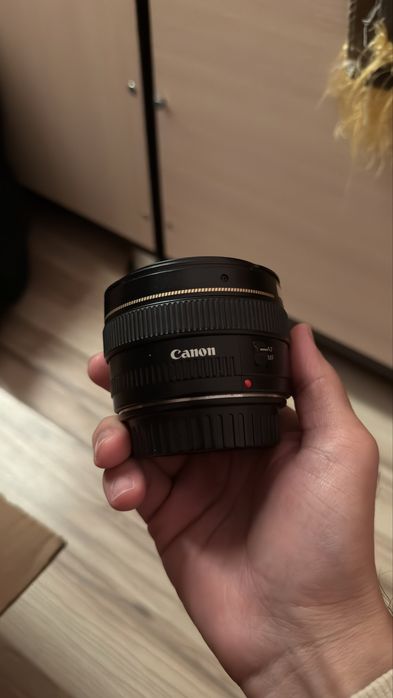 Canon EF 50mm f/1.4 USM