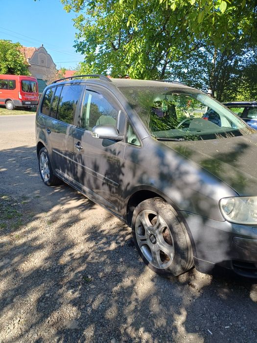 Vand vw toran 7 locuri