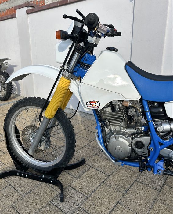 Suzuki DR 350 superb!
