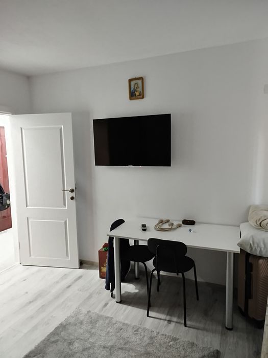 Garsoniera de inchiriat