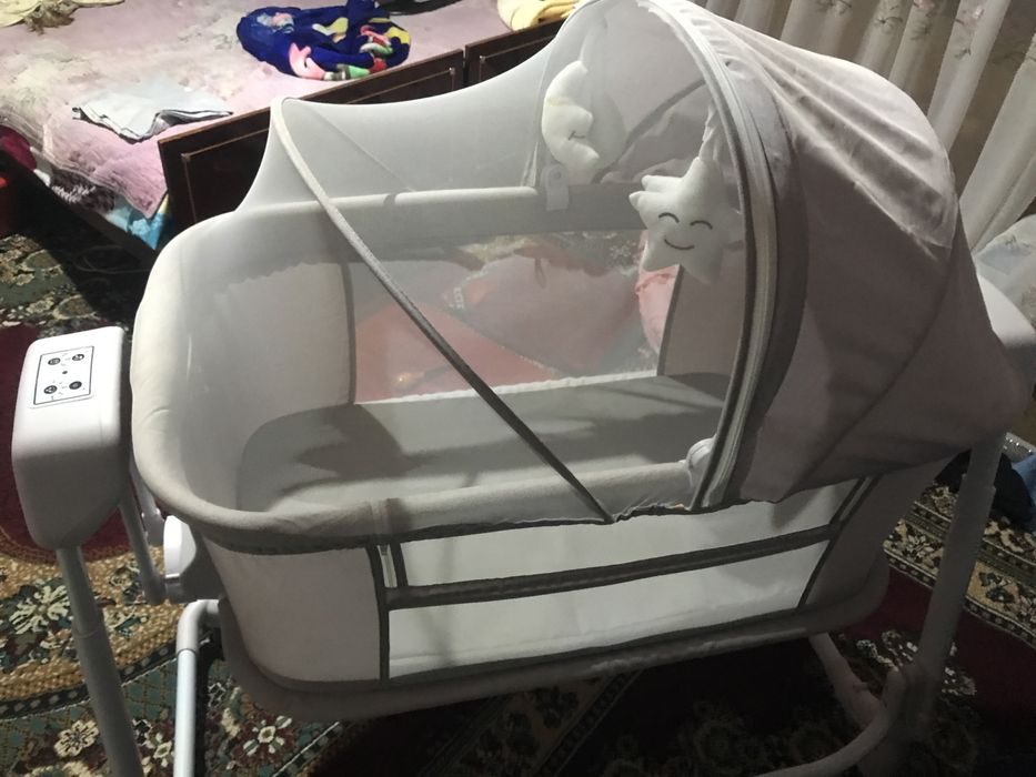 Iyulka, elektronning beshik,bolalar manej krovat.