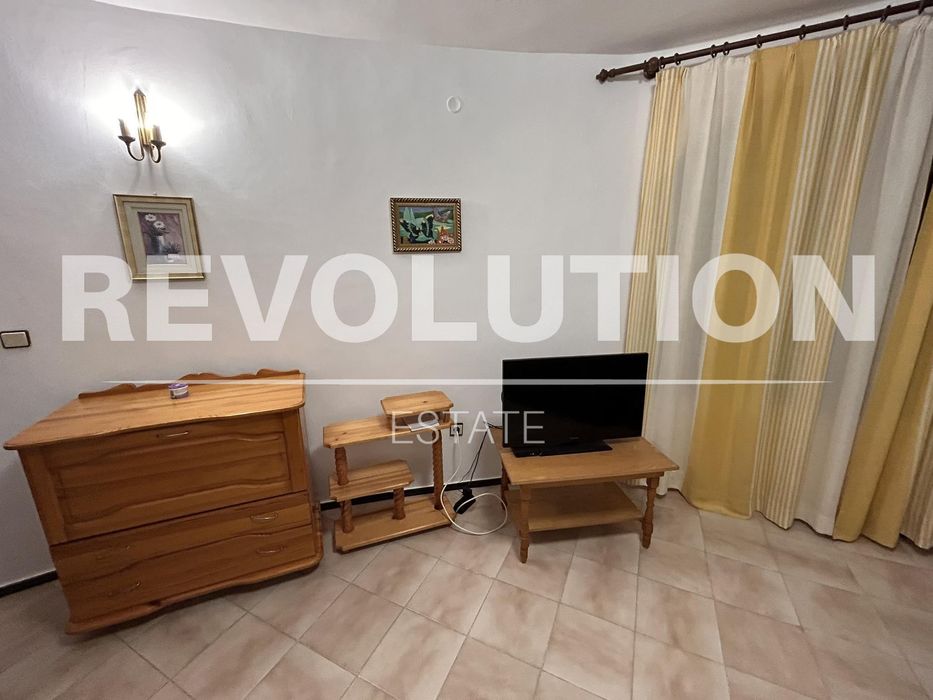 Дава се под наем Тристаен апартамент в Варна, м-т Траката - 65 кв.м за 500 € - Снимка #8