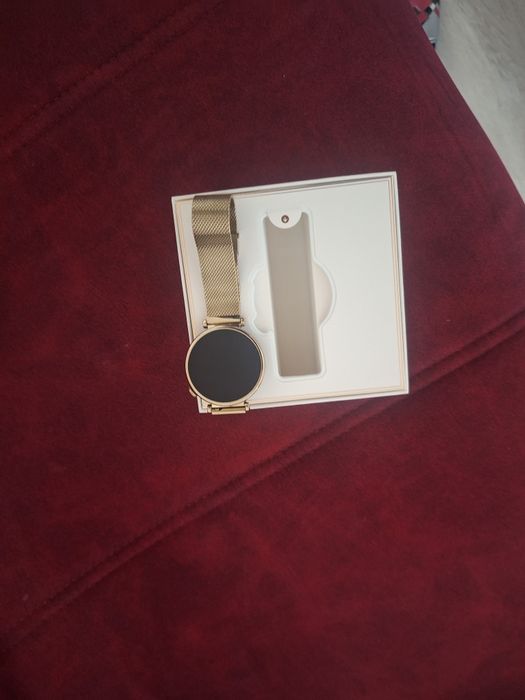 Smart Watch Huawey incă in garantie.  Predare doar in BUCURESTI