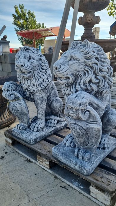 Ornamente gradina / statui beton / vaza din beton / fantana arteziana