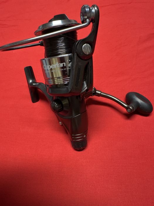 Mulinetă pescuit Caperlan cu fir inclus – stare excelentă