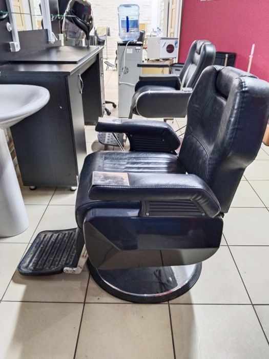 Продам кресло для Барбера
