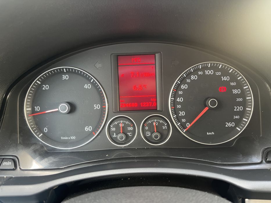 Volkswagen golf 5 2.0 140 cp