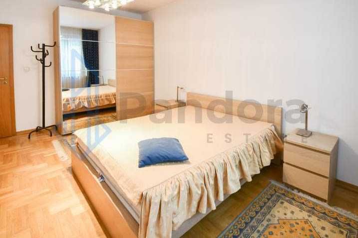 Дава се под наем Тристаен апартамент в София, Изток - 125 кв.м за 999 € - Снимка #6