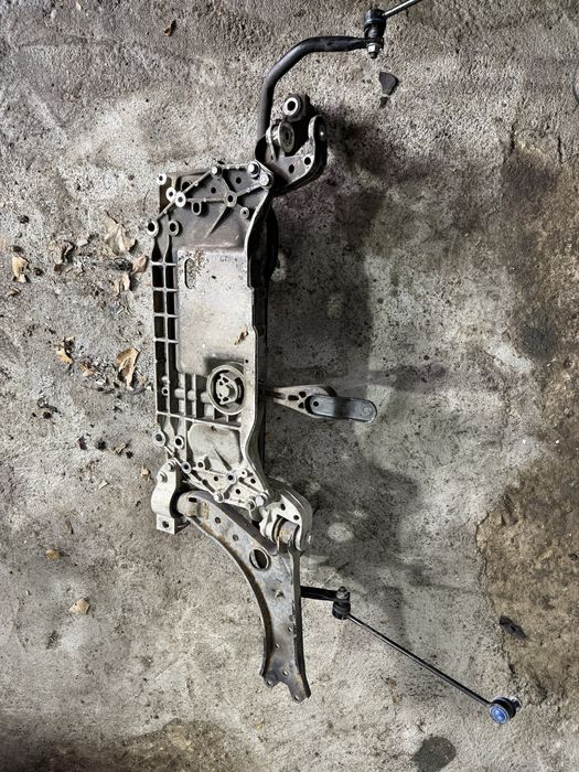 Кпрмилна електрическа рейка за Audi A3 VW  преден мост