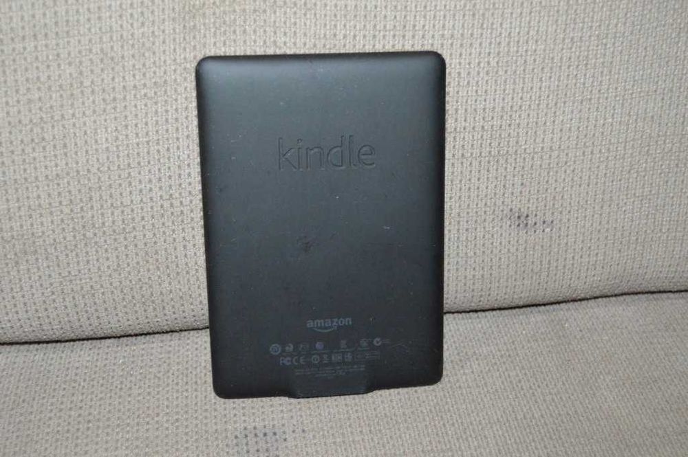 eBook reader Kindle 5th gen Paperwhite 1 wifi, touch, 2 gb, iluminat