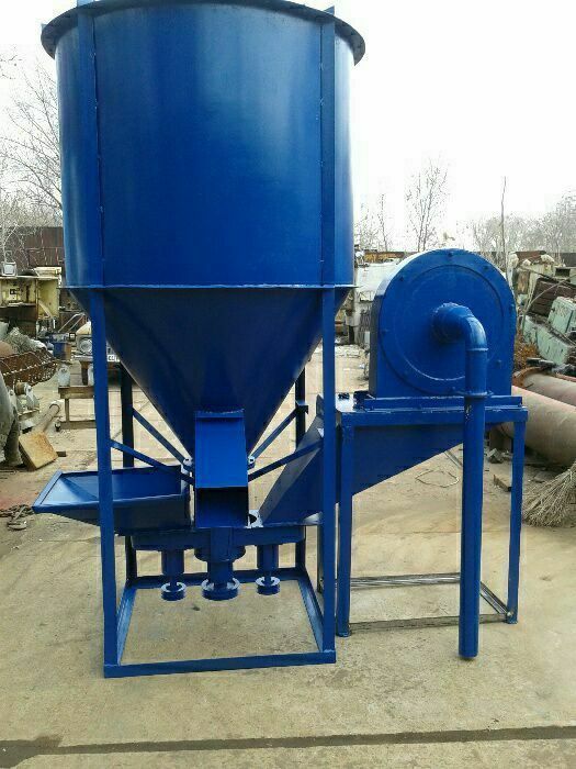 Емкости,Мешалки,ЦКТ, фильтры, сепараторы Шнеки , лотки из нержавейки