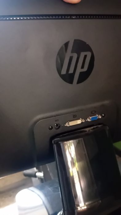 Монитор цветен HP