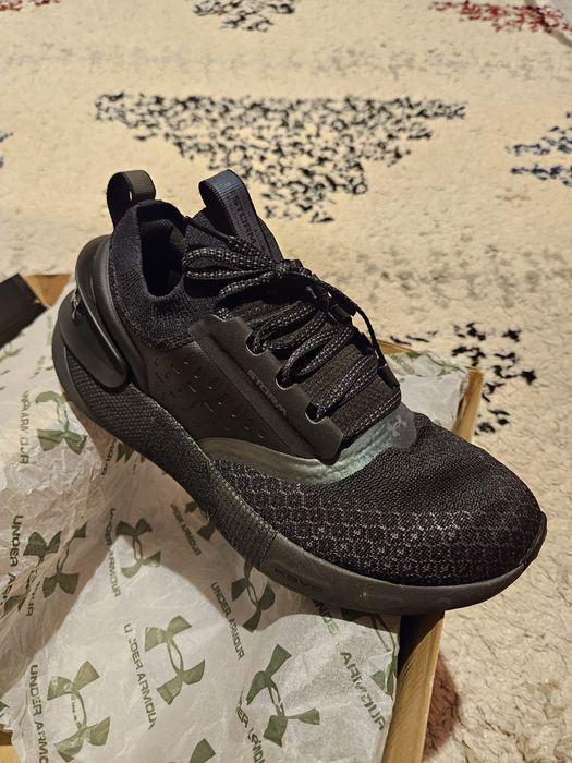Under Armour Phantom 3 Storm 42