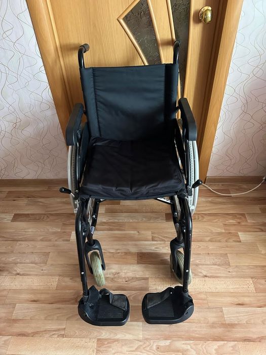 Инвалидное кресло