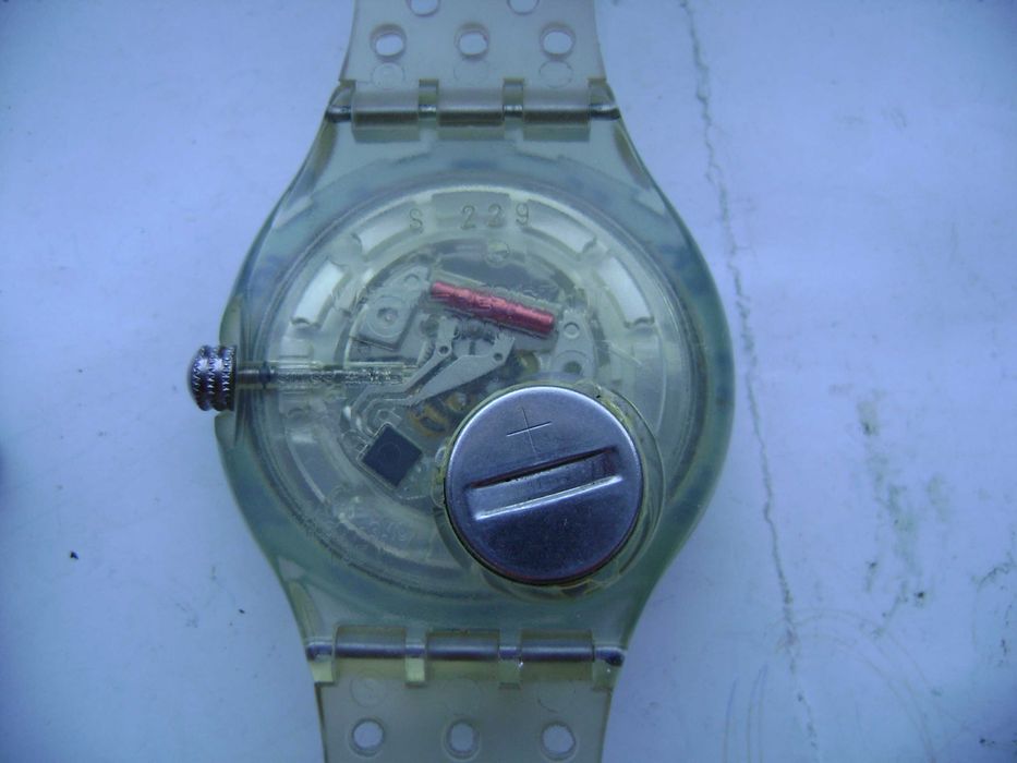 Продавам 5 броя кварцови часовника Levis,Master Anker,Sekonda,Swatch