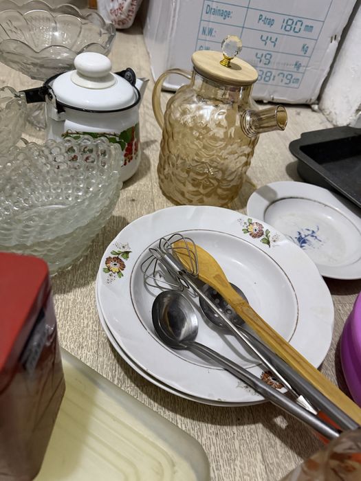 Посуды разные чайник т.б