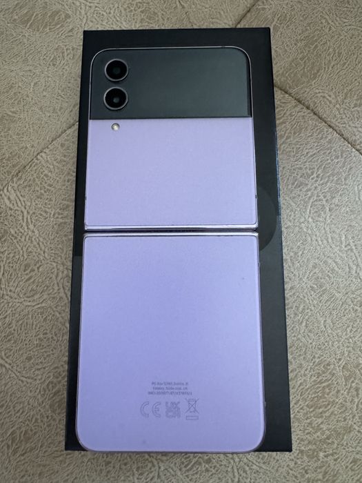 Samsung galaxi Z flip 4