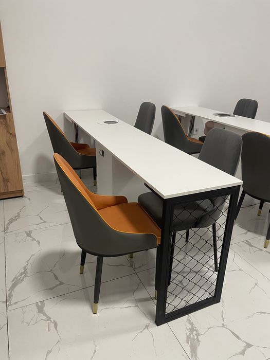 Продам маникюрные столы