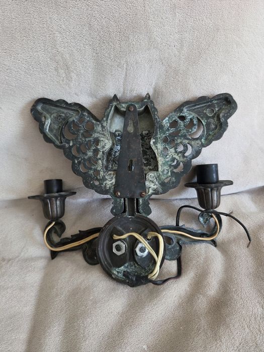 Продам светильник.