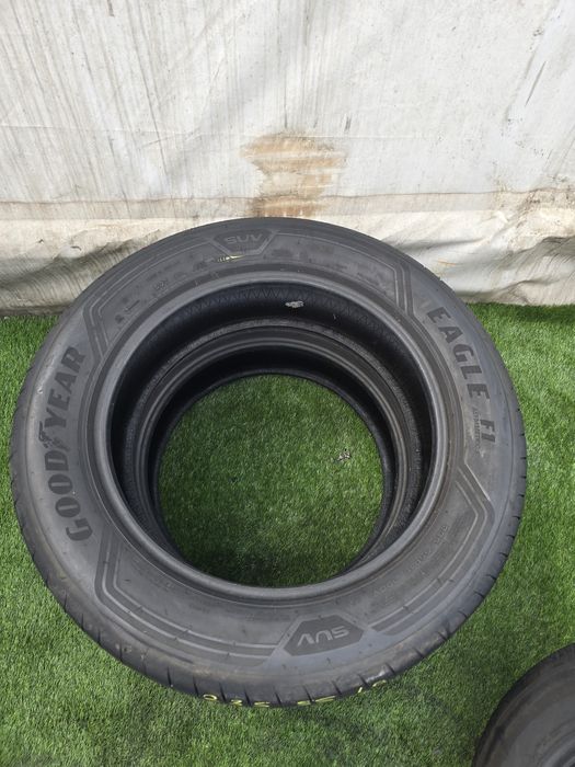 235.55.19 2x goodyear 2x bridgestone