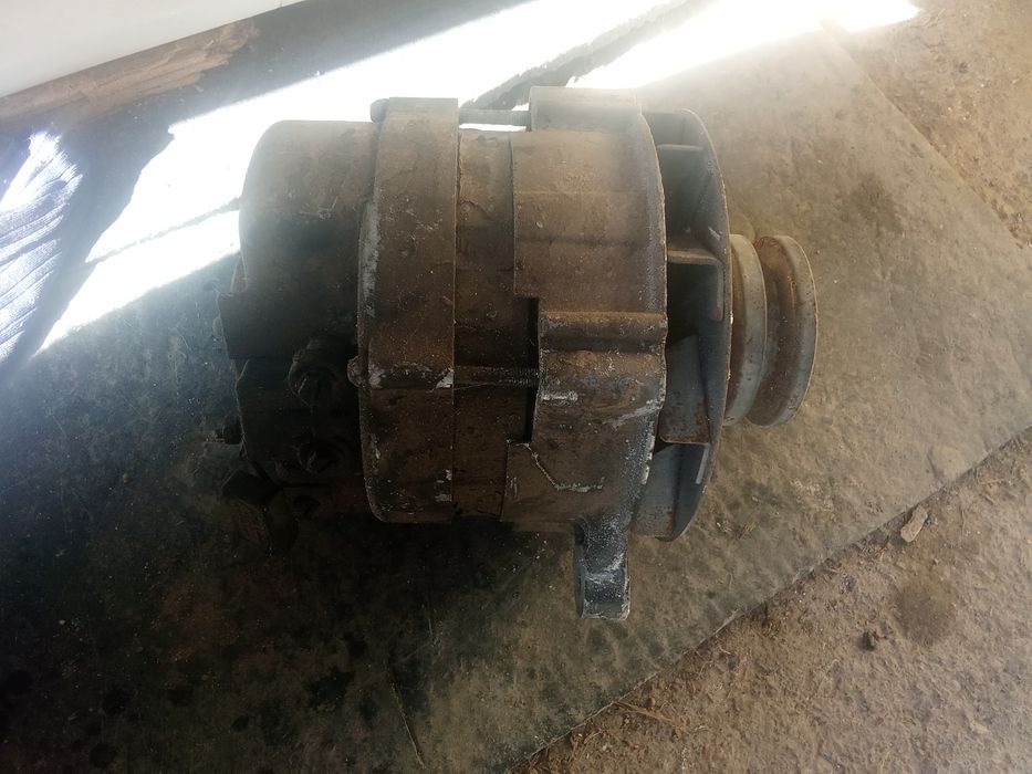 Радиатор, карбюратор, генератор