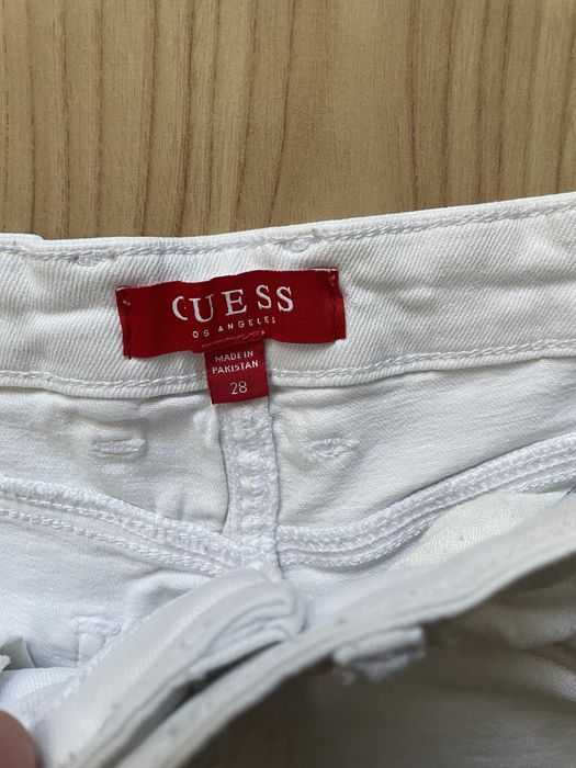 GUESS / дамски къси дънки W28