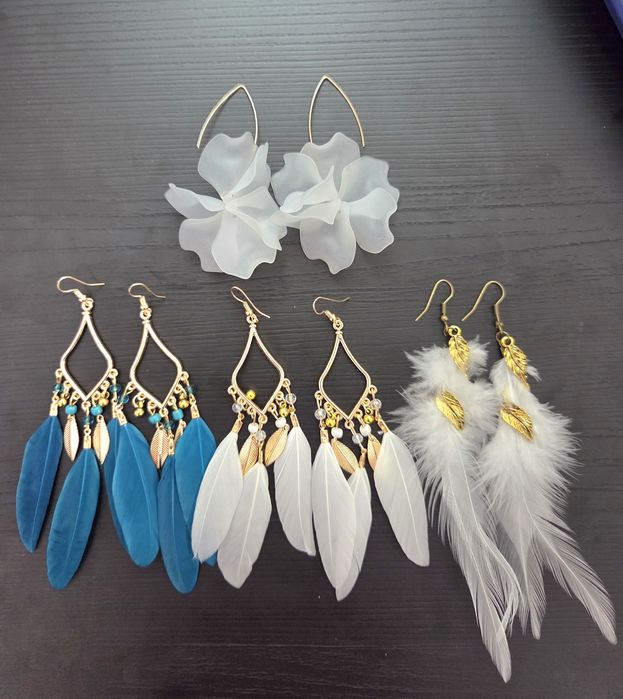 Vand Set 4 perechi de Cercei lungi