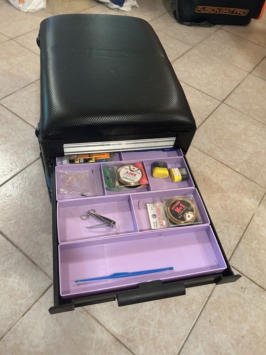 RIVE SMARTBOX стол за риболов