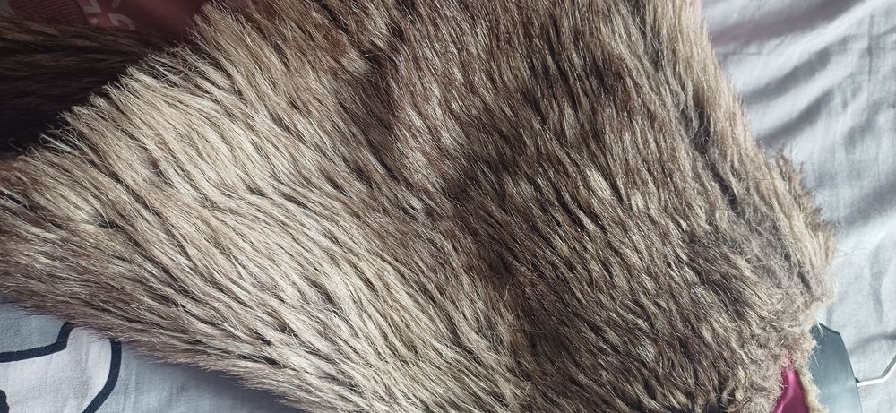 blanita și bluza trening