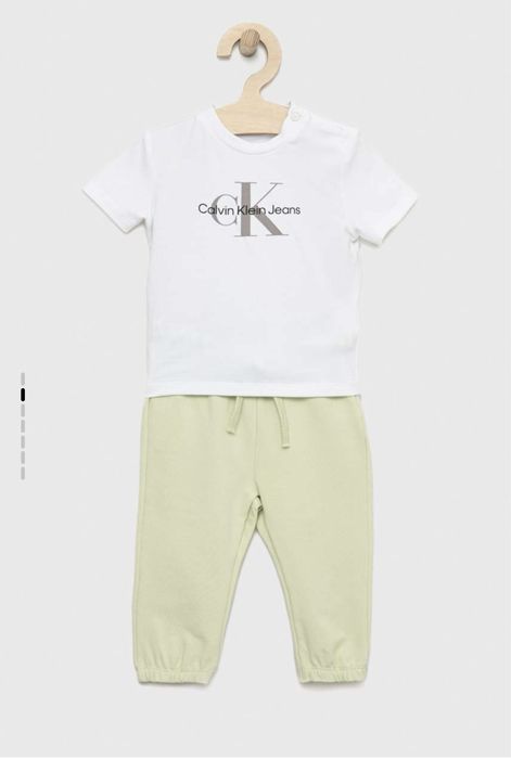 Комплетк за бебета Calvin Klein Jeans 6-9 бял