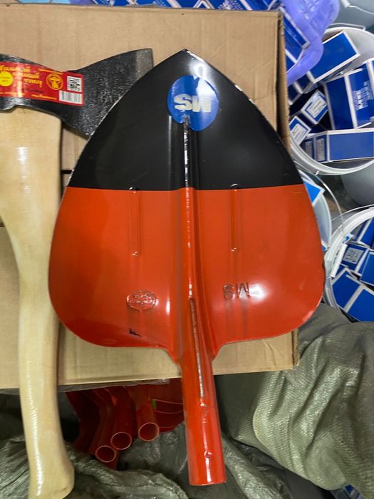 Продаю строй материалы срочно