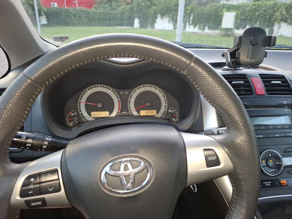 Primul proprietar vând Toyota Auris 1.4 D, an 2012