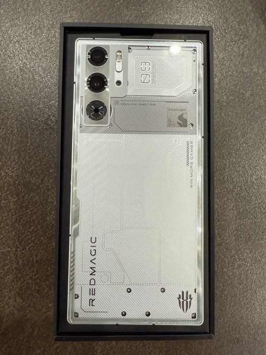 REDMAGIC 9 Pro 12/512 GB