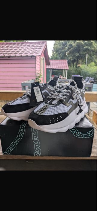 Versace Chain Reaction
