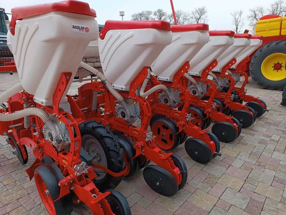 Пропашная сеялка Джулия 6 в продаже