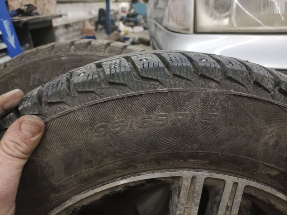 Продам зимние  шины R15