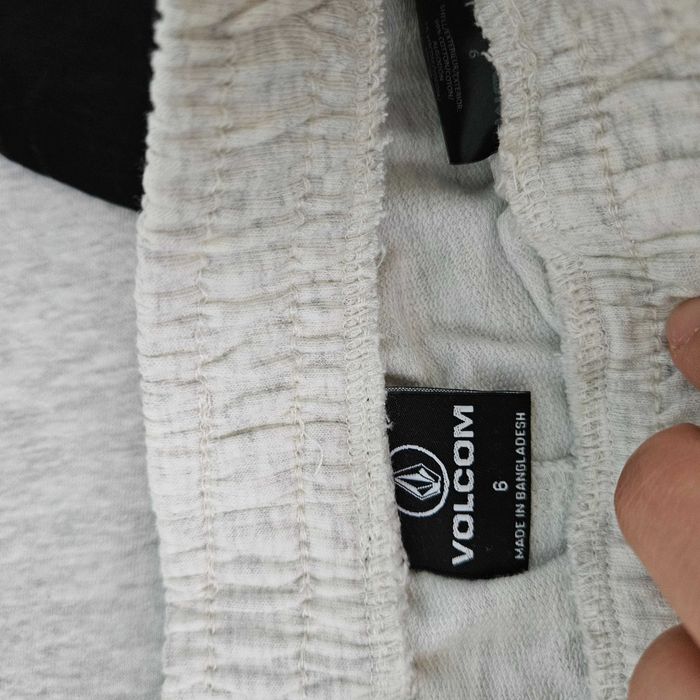 Лот дрешки за 6 години