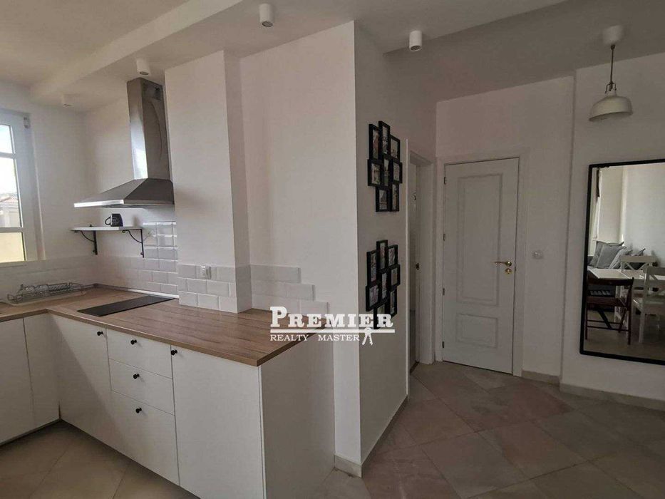 Уютен тристаен апартамент до брега на морето в Черноморец