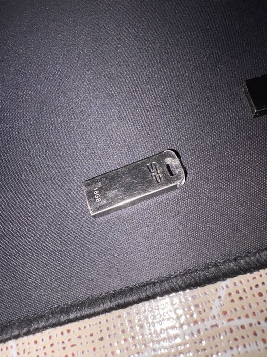 Флешка 16 gb SP