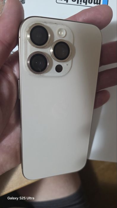 iPhone 16 Pro 256GB Desert Gold