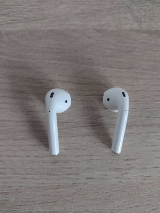 Apple Airpods 2gn лява и дясна слушалка