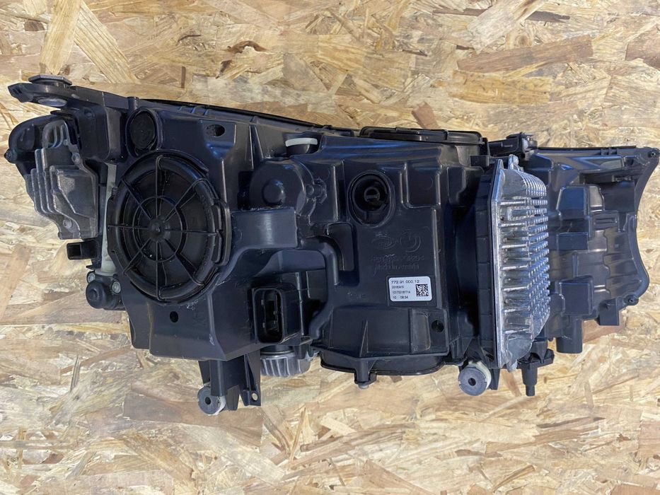 Far stanga dreapta BMW seria 7 G11 G12 Laser