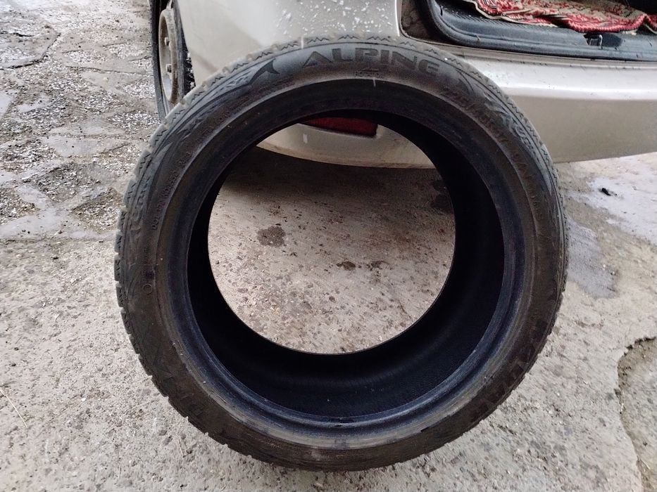 Гуми 225 45 17 зимни