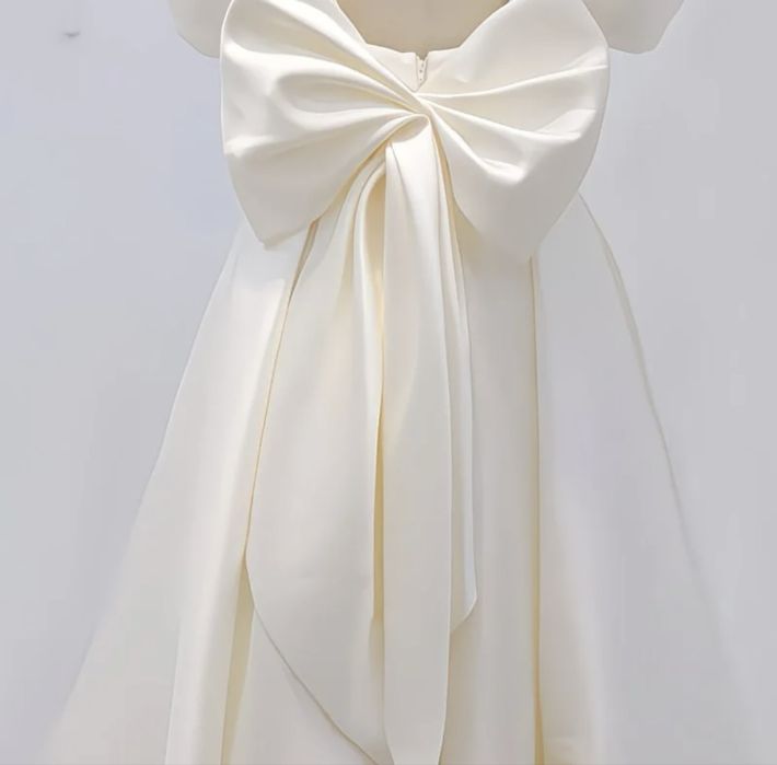 Белое платье в французском стиле