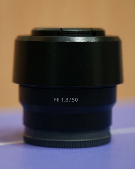 Объектив Sony FE 50mm f/1.8