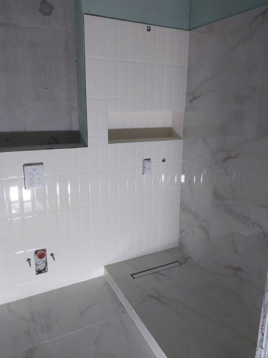 Кафельщик, плиточник