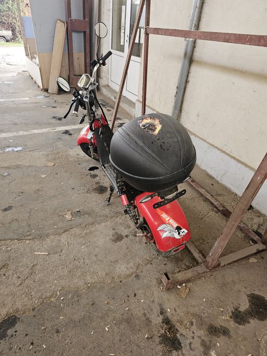 Vând scuter electric