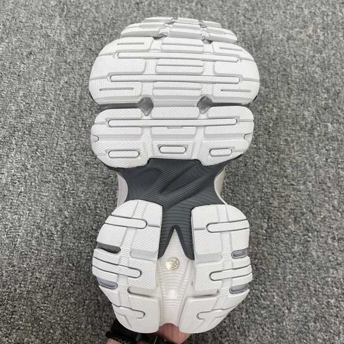 Balenciaga 3XL - White/Dark Grey