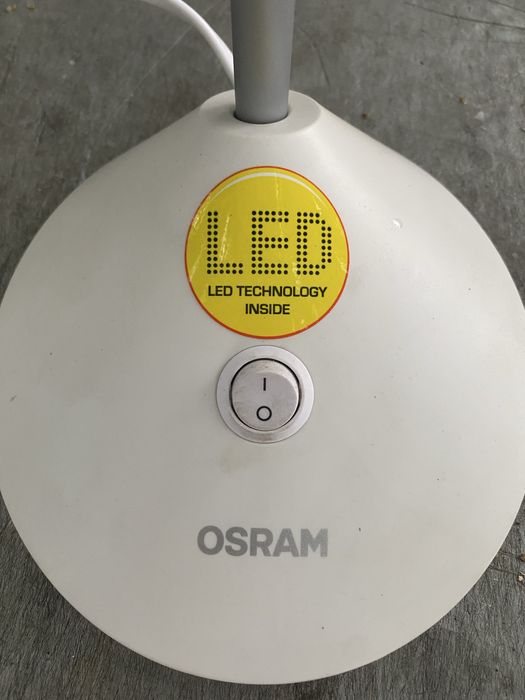 Лампа настольная LED