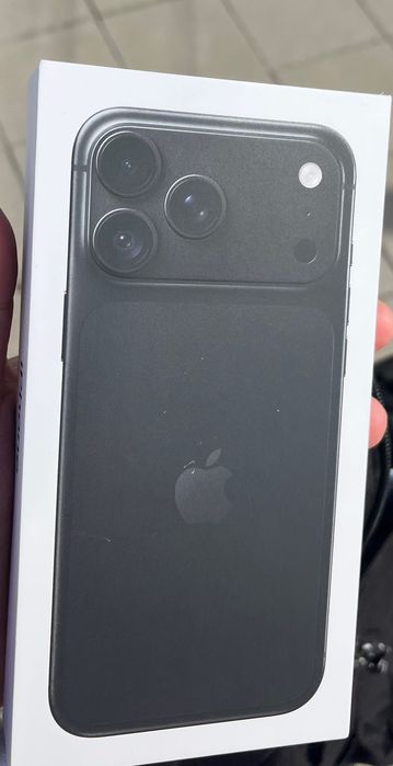 IPhone 18 pro max 1 TB